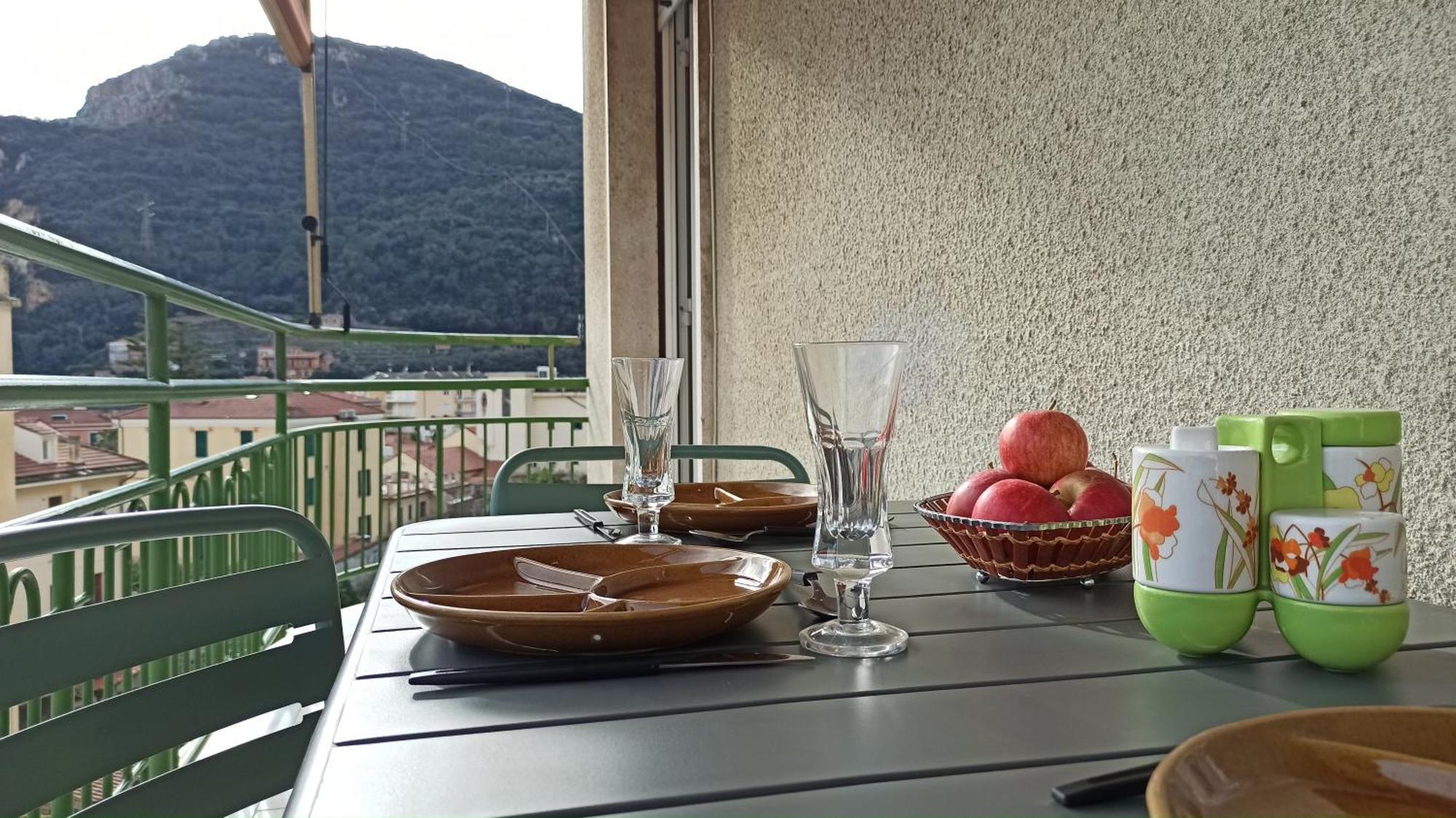 Host Riviera Finale Ligure